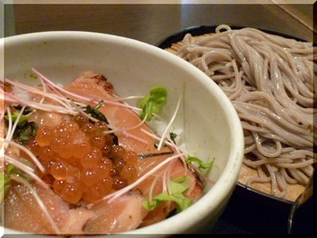 そじ坊(千葉)-炙り鮭の親子丼定食2.JPG