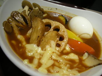 ICHIROKU(平塚)-スープカレー(きのこと野菜).JPG